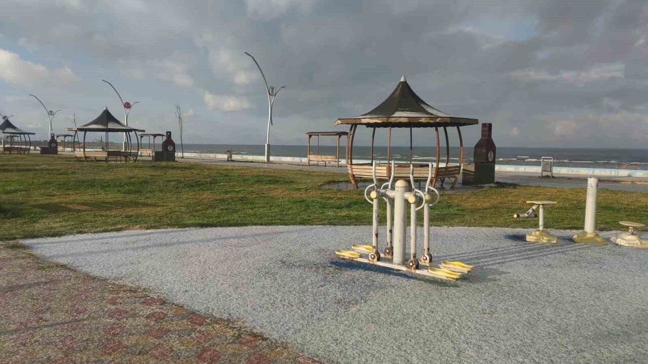 Van'da Aniden Bastıran Dolu Yağışı