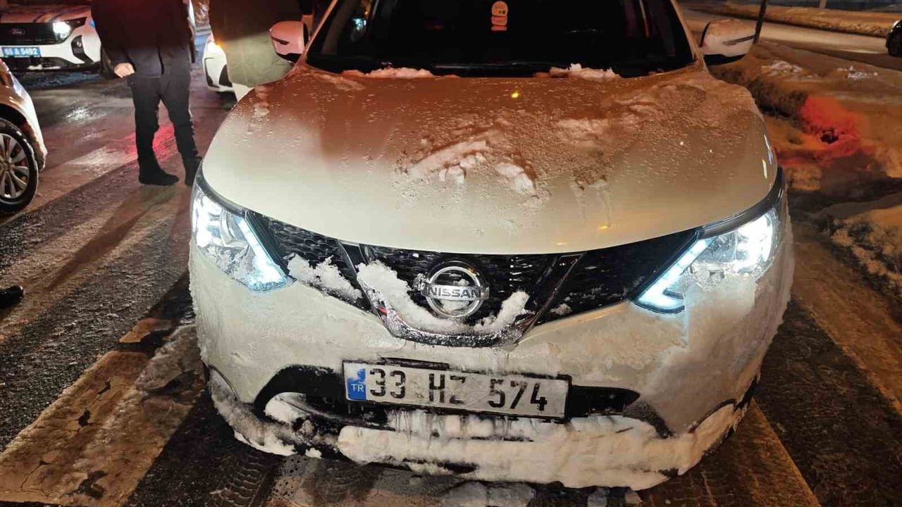 Van'da Dört Araçlı Trafik Kazası: Dört Yaralı