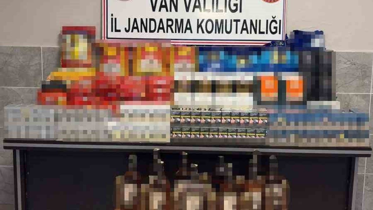 Van’da Kaçak Sigara, Alkol ve Gıda Ürünleri Ele Geçirildi