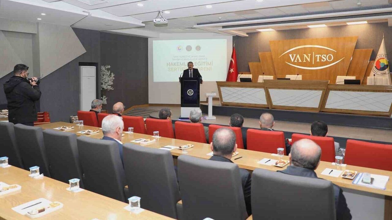 Van TSO'da Hakemler Eğitimi Sertifika Töreni Gerçekleşti