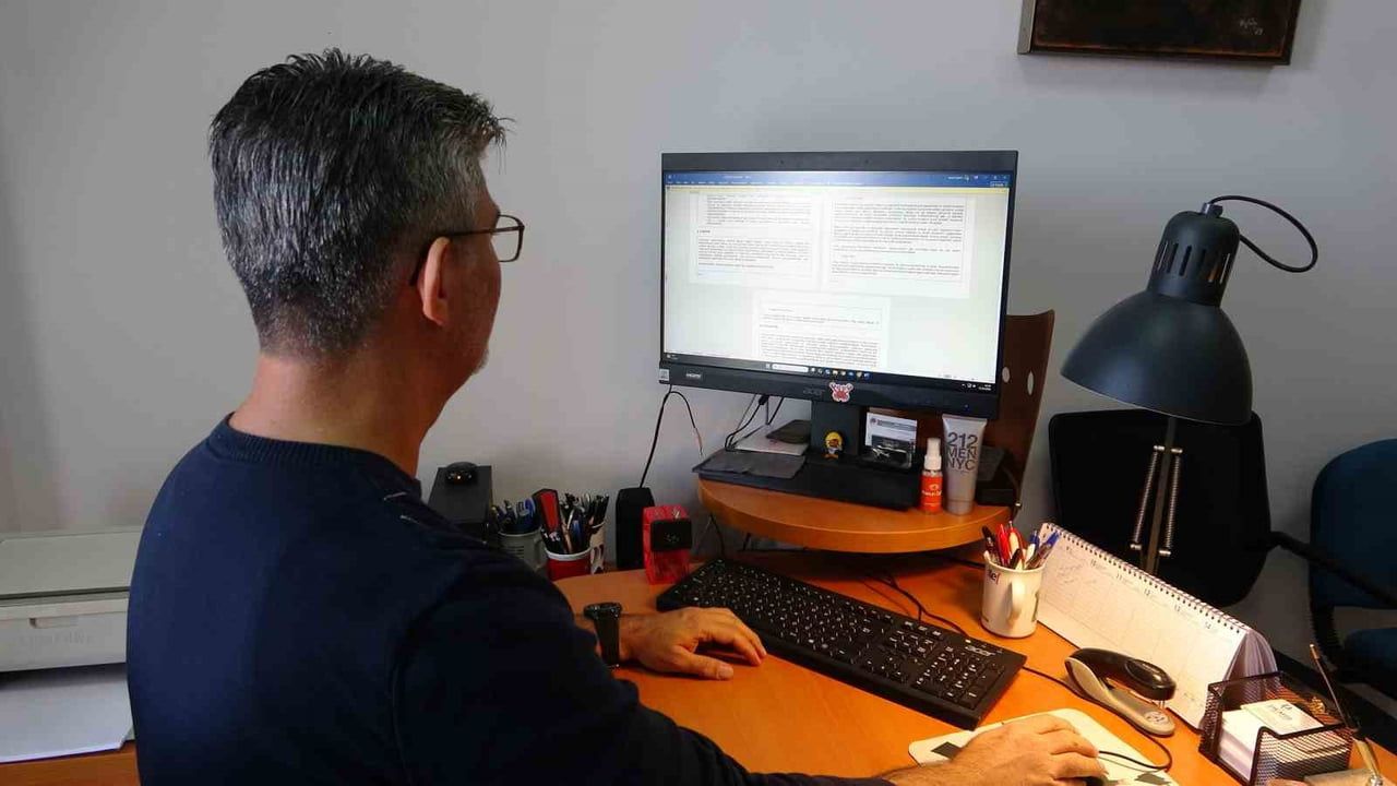 Yapay Zeka Tehlikesinin Gölgeleri: Gerçek ve Kurgu Arasında Kaybolmak