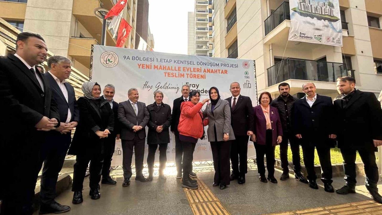 Yeni Mahalle Evleri Konutları Sahiplerine Teslim Edildi