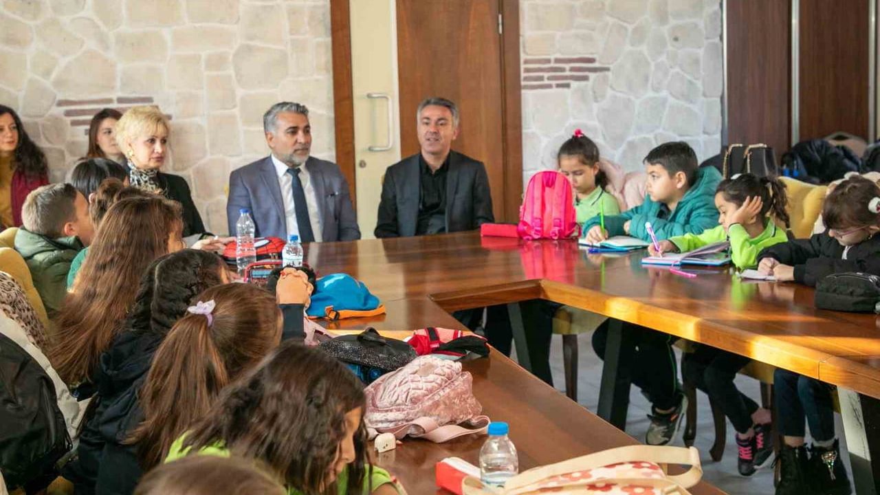 Yerli Malı Haftası: Öğrencilere Bilinçli Tüketim Eğitimi