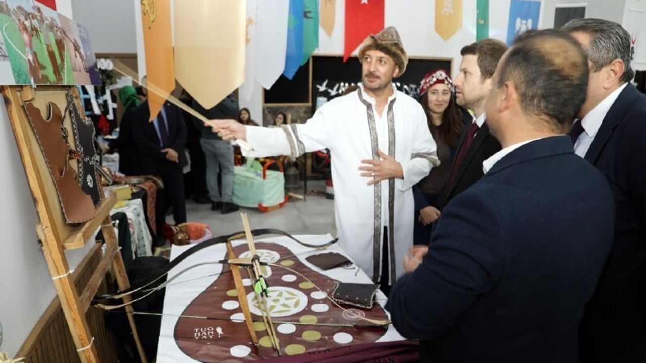 Yerli Üreticiler Karasu'da Büyüleyici Sergi Düzenledi