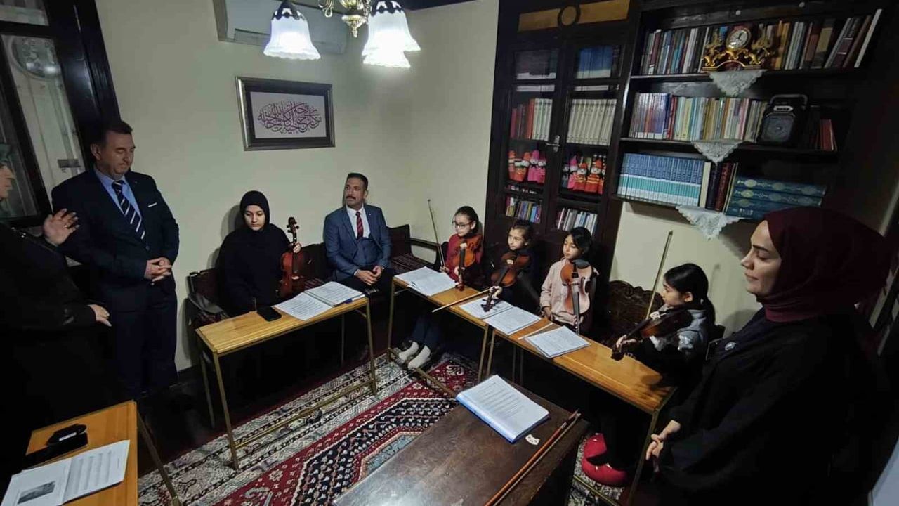 Yiğitbaş Gençlik Merkezi’ndeki Örnek Çalışmalar