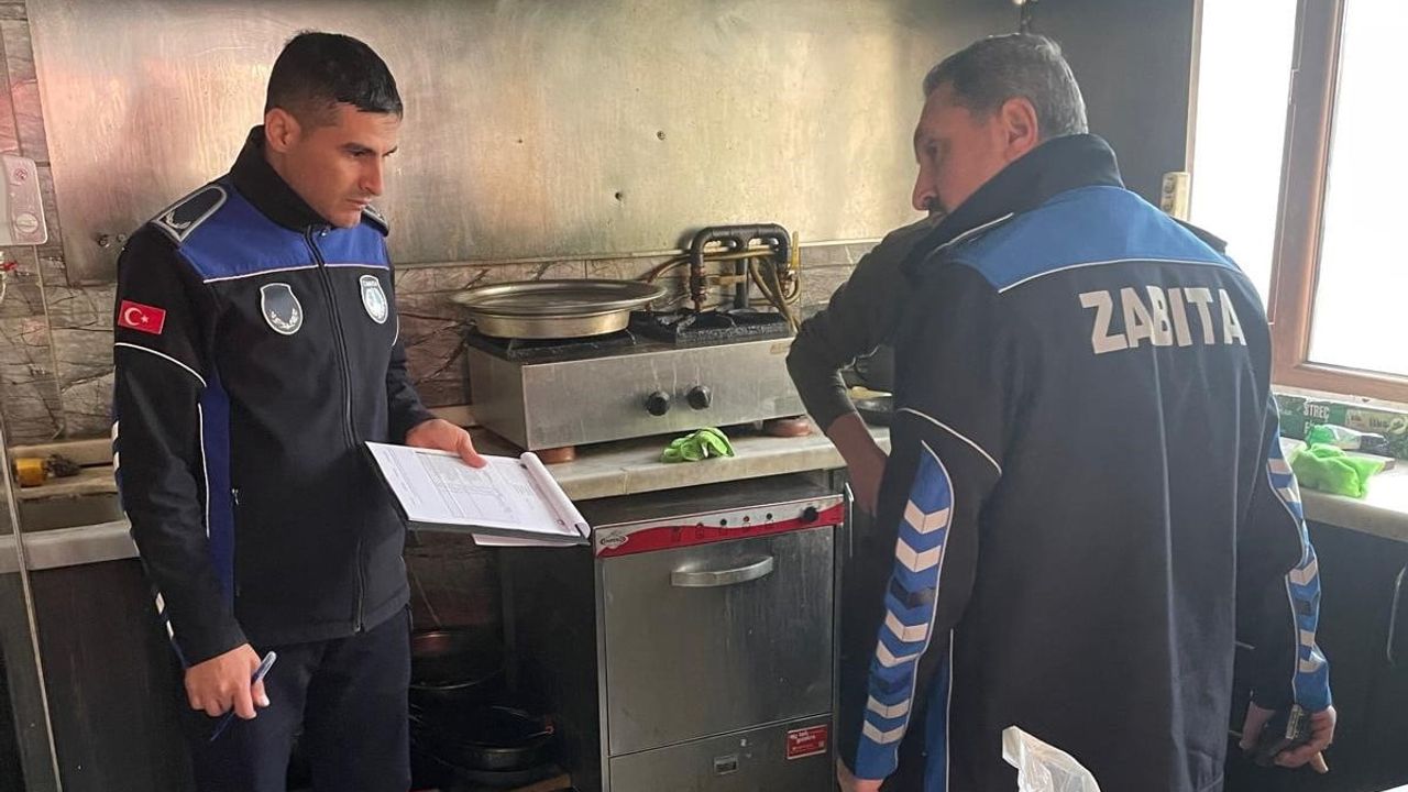 Yılbaşı Öncesi İnegöl'de Sıkı Zabıta Denetimi