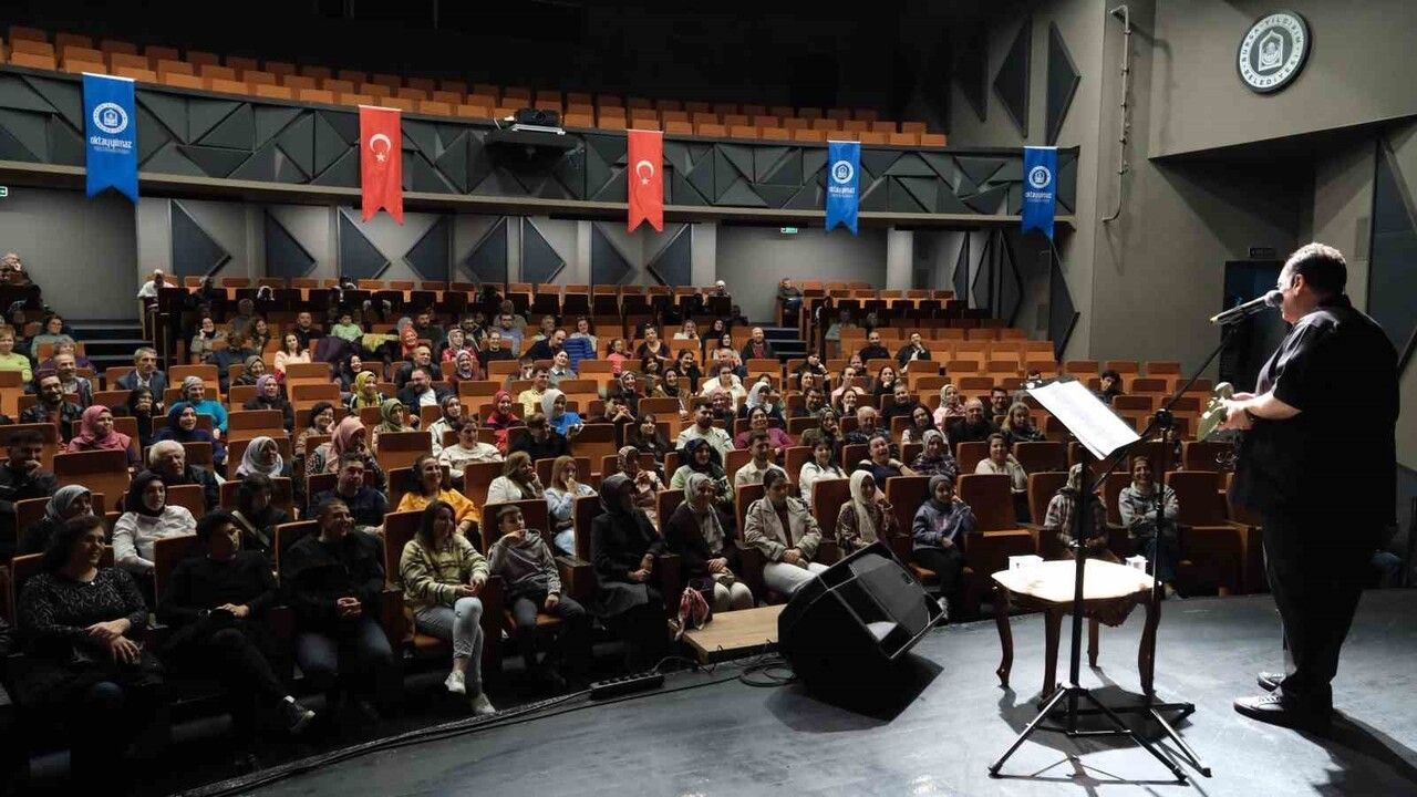 Yıldırım'da Nostaljik Bir Gece: 'Gülümseten Hatıralar'