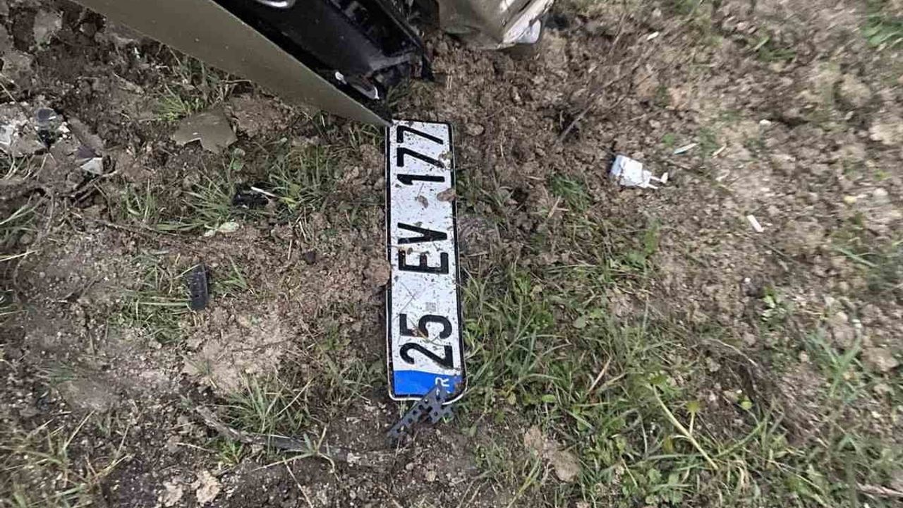 Yoğun Sisin Neden Olduğu Kaza: Sürücü Yaralandı