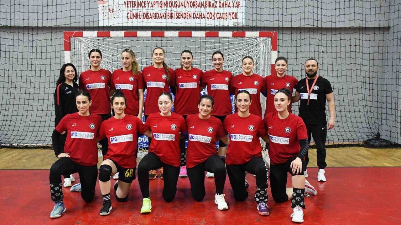 Yozgat Kadın Hentbol Takımı Süper Lig Hedefini Sürdürüyor