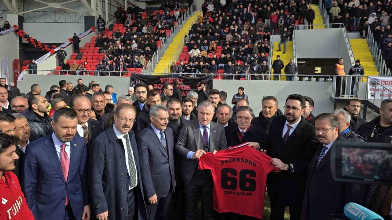 Yozgat Şehir Stadyumu Açıldı