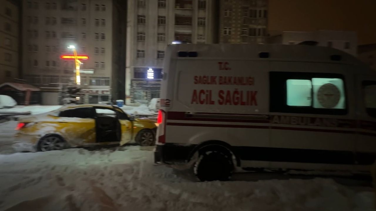 Yüksekova'da Gece Yarısı Hayat Kurtaran Olay
