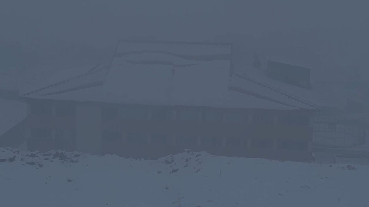 Yüksekova’da Görüş Mesafesi 5 Metreye Düştü