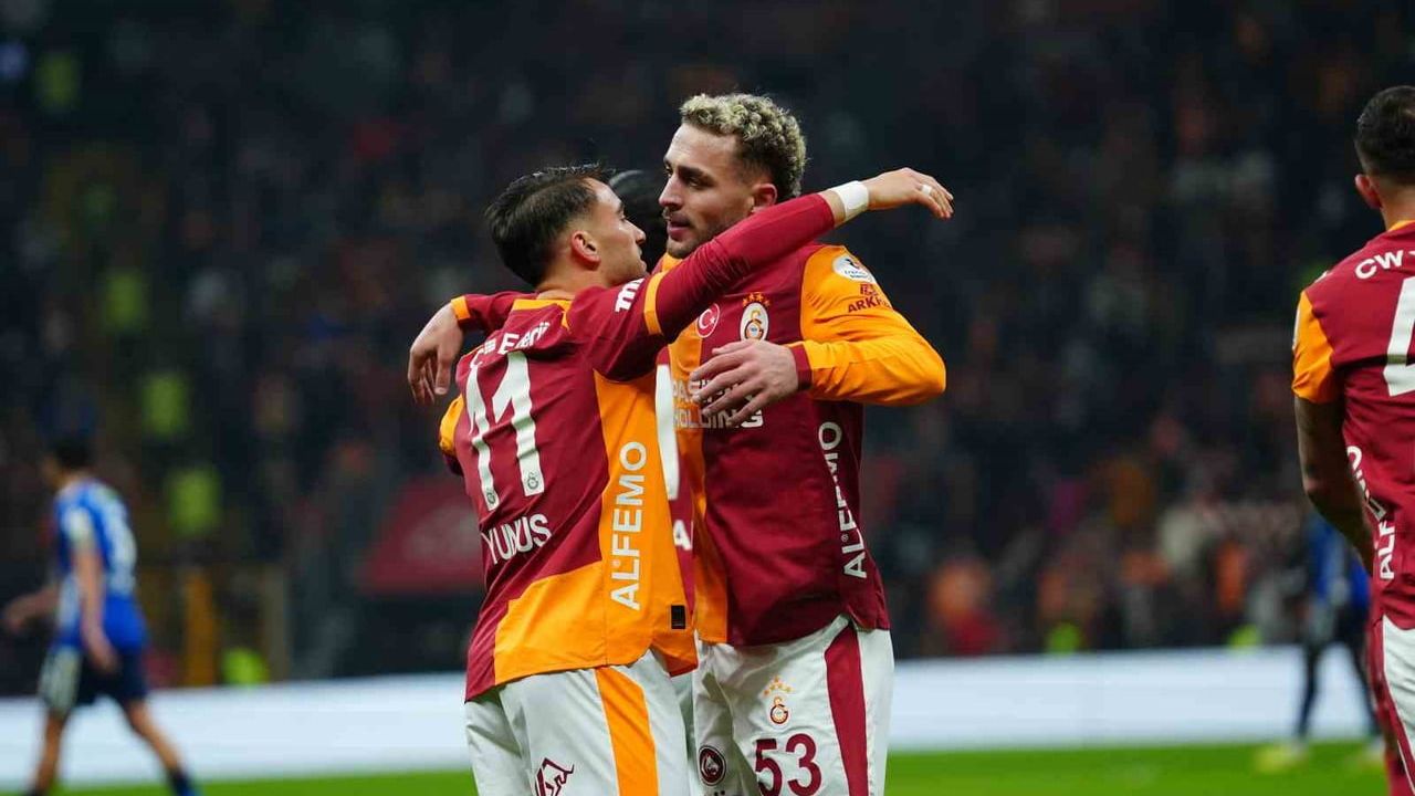 Yunus Akgün'ün 3. Gol Sevinci