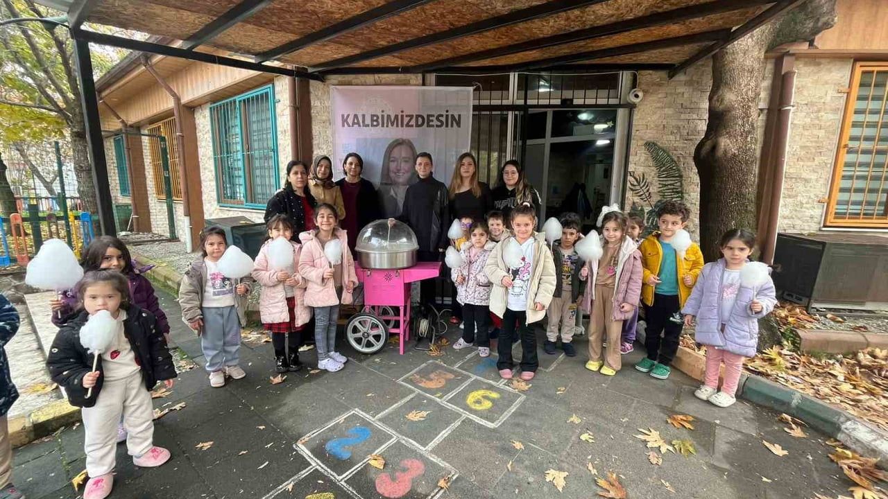 Yunusemre Belediyesi’nden Gülümseten Hatıra
