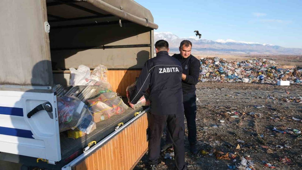 Zabıta Ekiplerinden Tarihi Geçmiş Ürünlere Müdahale