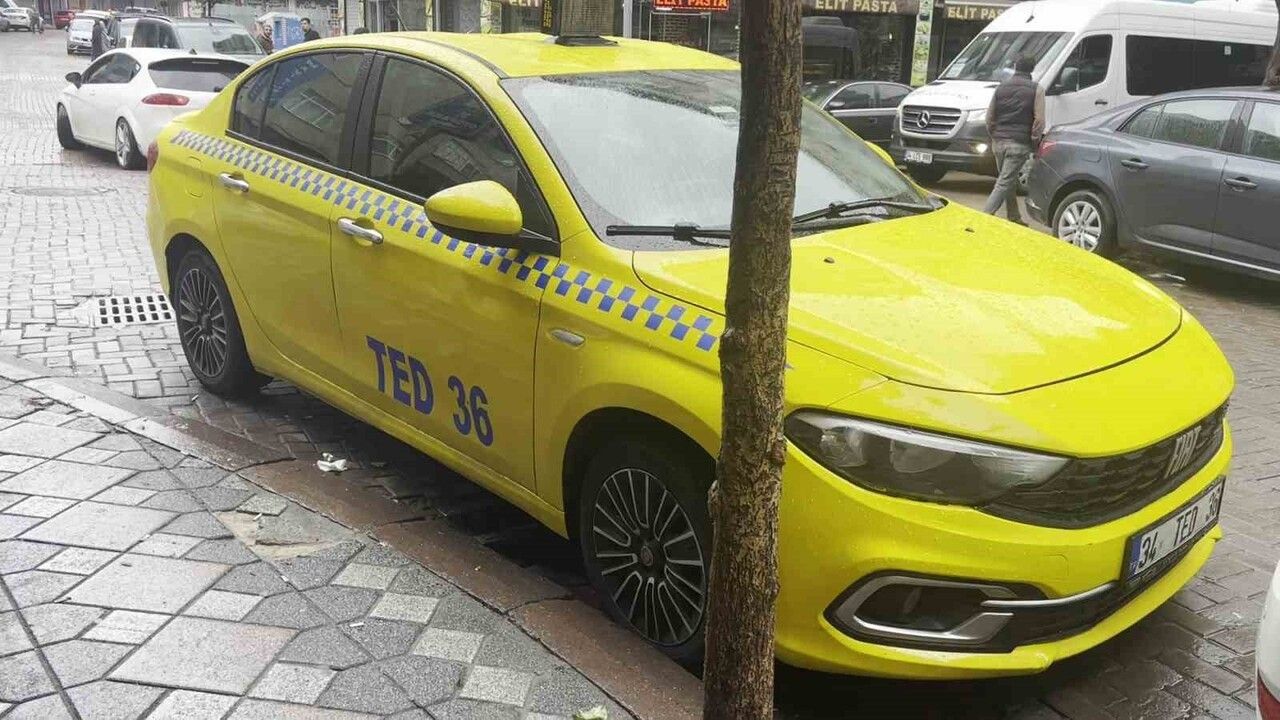 Zeytinburnu'nda Taksici Bıçaklı Saldırı Sonucu Hayatını Kaybetti