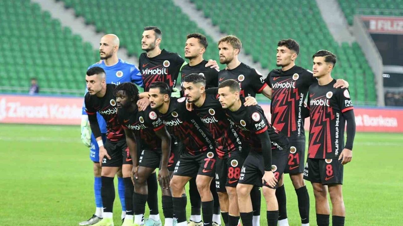 Ziraat Türkiye Kupası'nda Sakaryaspor'a Şok Yenilgi