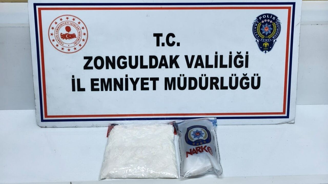 Zonguldak'ta Uyuşturucu Operasyonu: 3 Tutuklama
