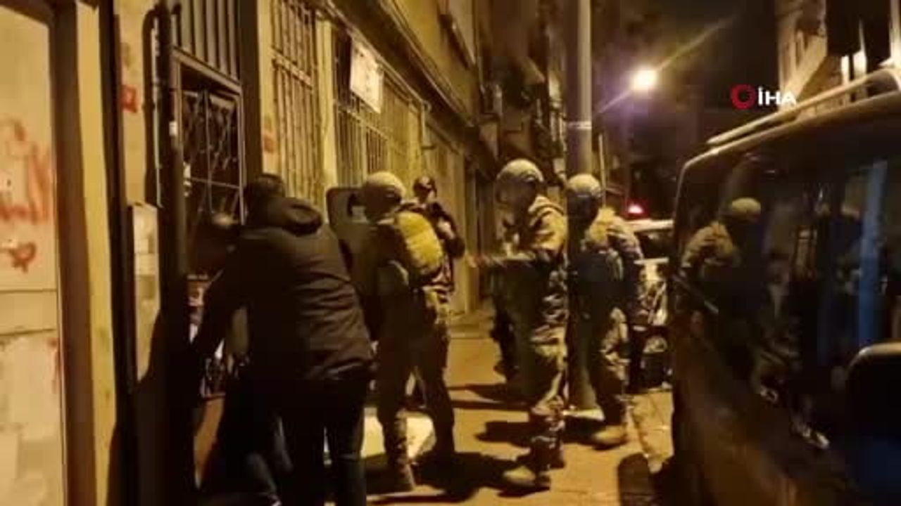 107 Yıl Hapis Cezası Olan Firari Eyüpsultan'da Yakalandı