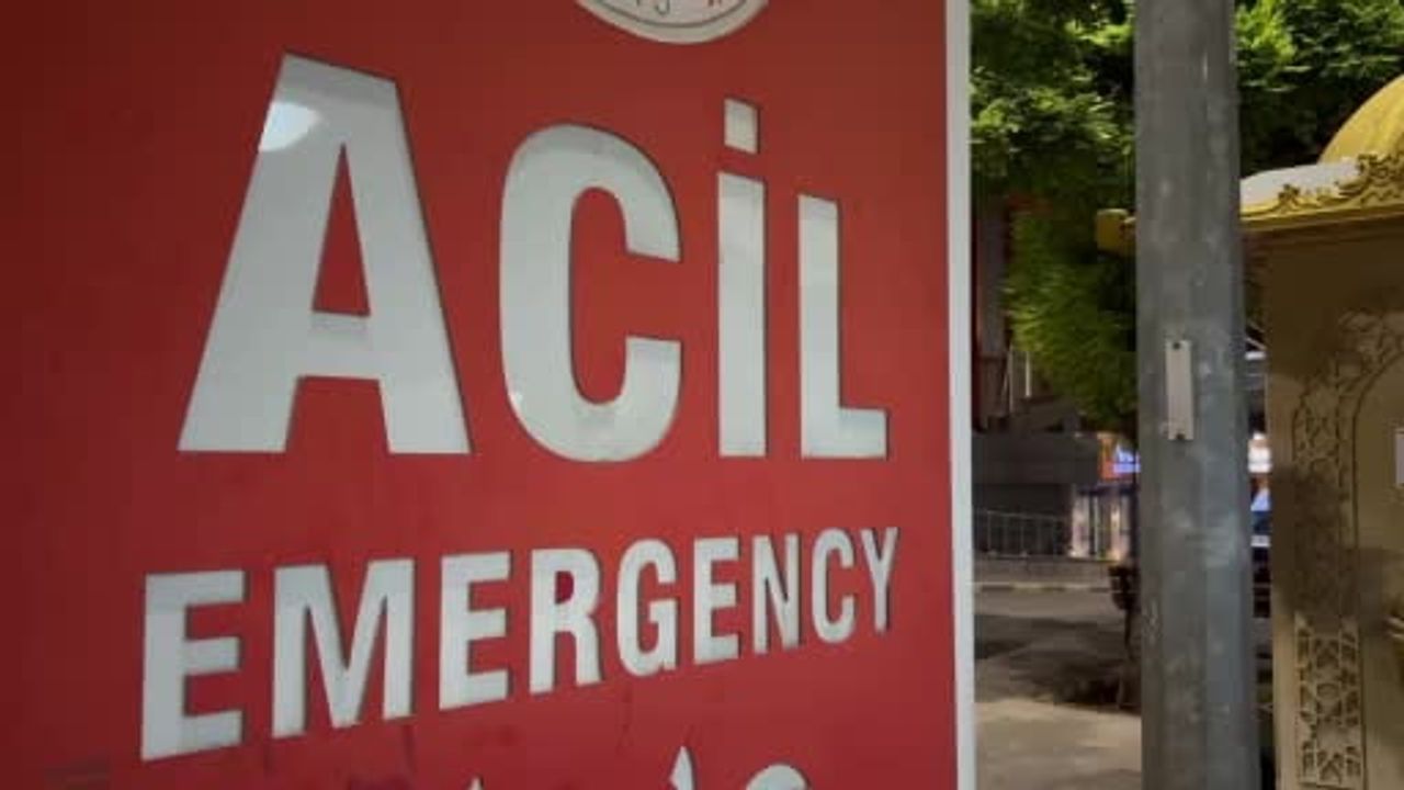 15 Yaşındaki Çocuğun Bıçakladığı Arkadaş Hayatını Kaybetti