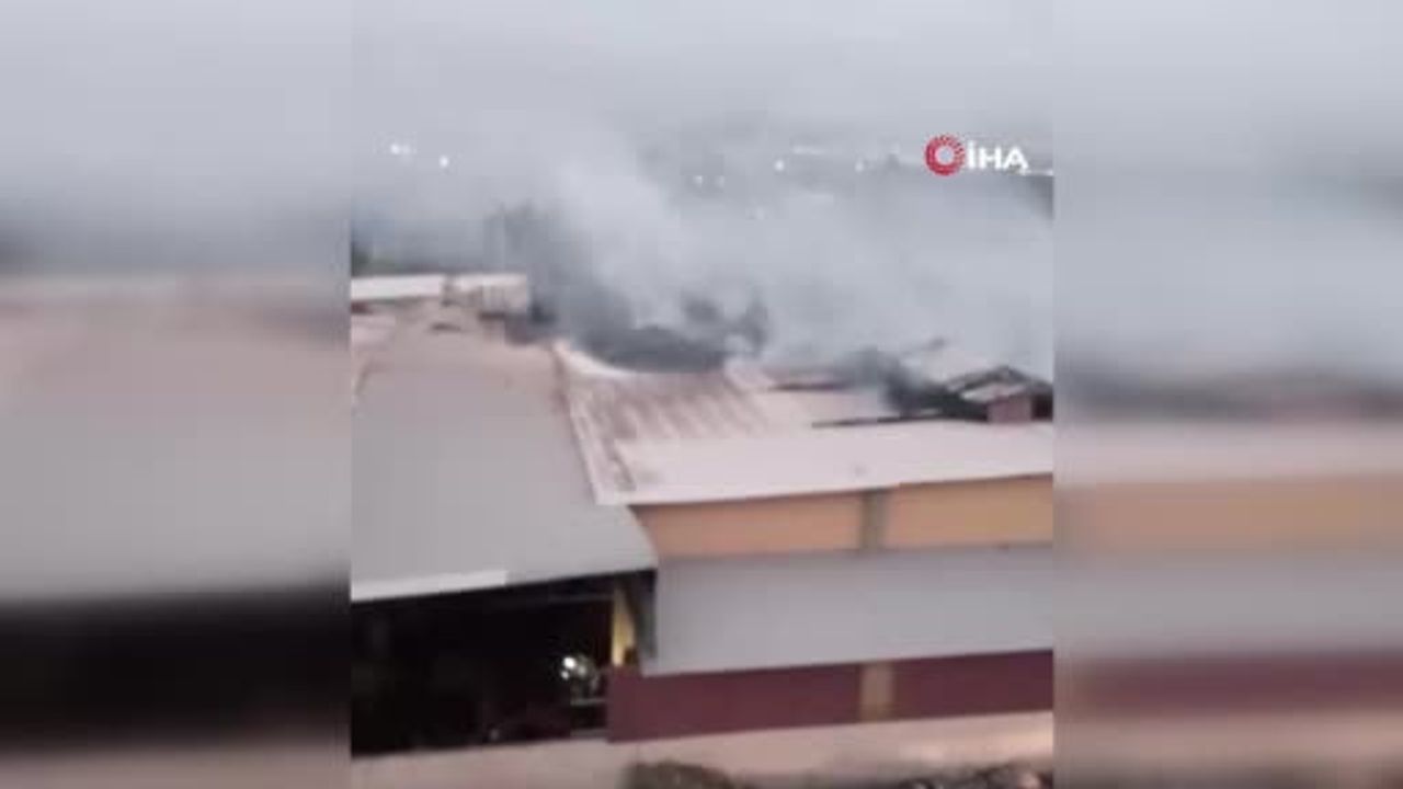 18 yaşındaki işçi, fabrikada çıkan yangında dumandan hayatını kaybetti