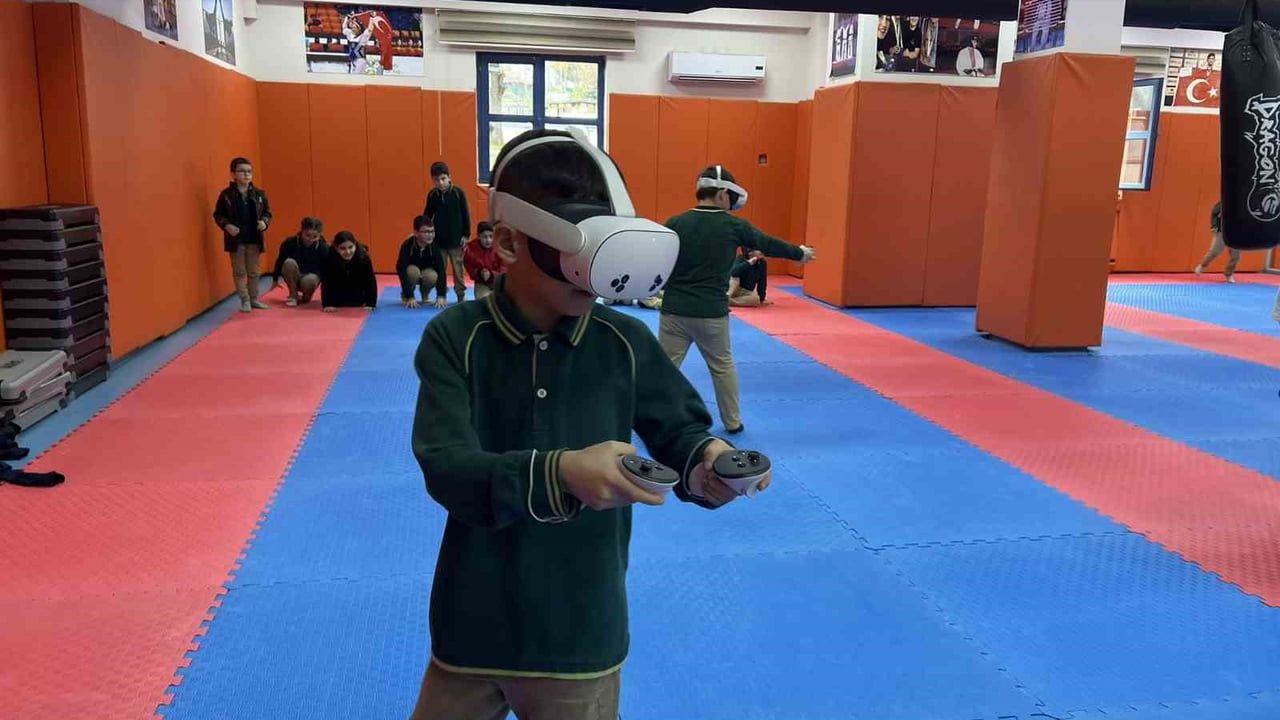 19 Mayıs İlkokulu Öğrencileri Bahçeşehir Gençlik Merkezi'nde Buluştu