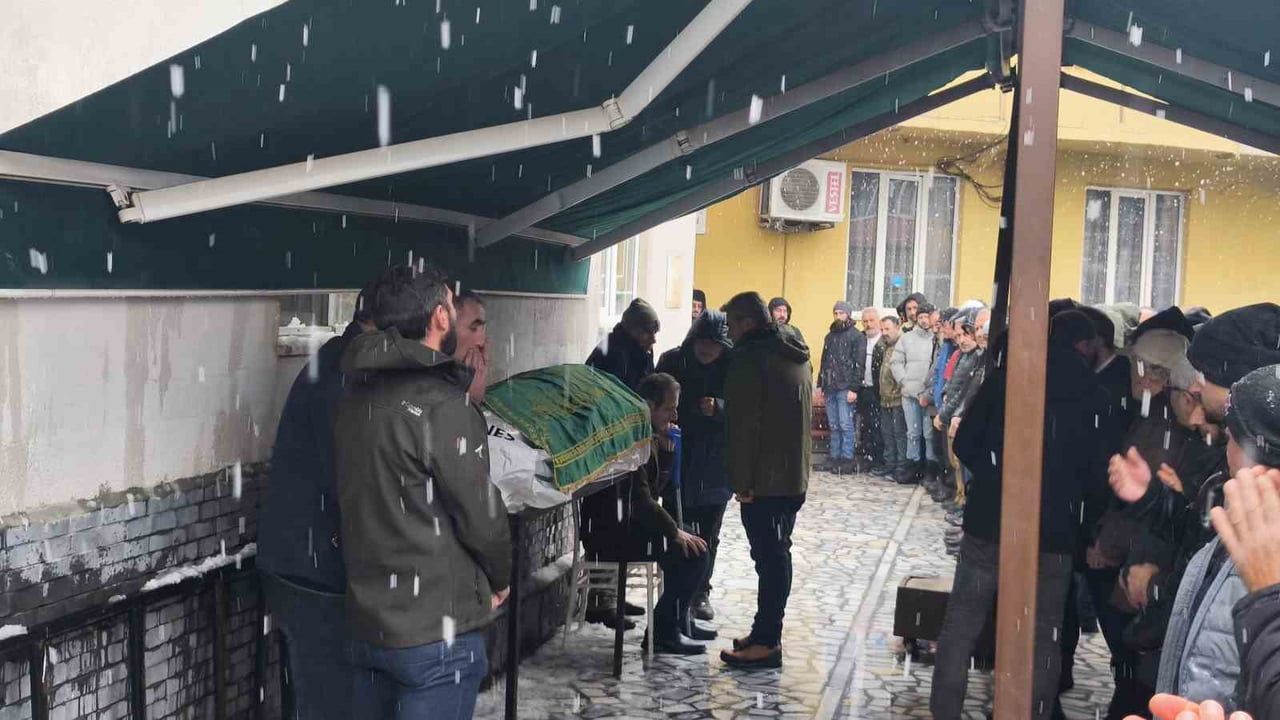 33 Yaşındaki Müteahhit Burak Odabaş Son Yolculuğuna Uğurlandı