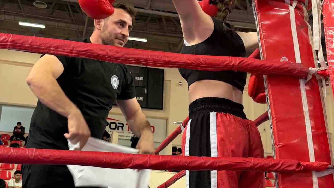 5 Ayda Kick Boksta Türkiye 3.sü Oldu