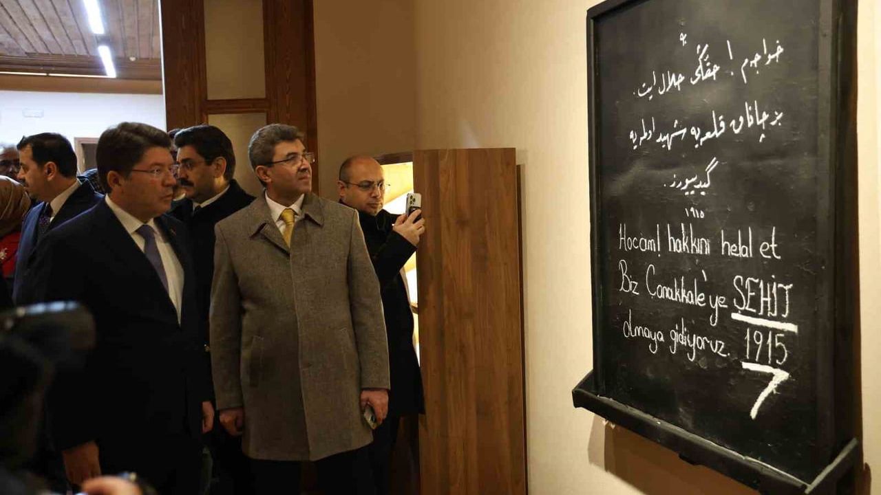 Adalet Bakanı Yılmaz Tunç Sivas'ta Ziyaretlerde Bulundu