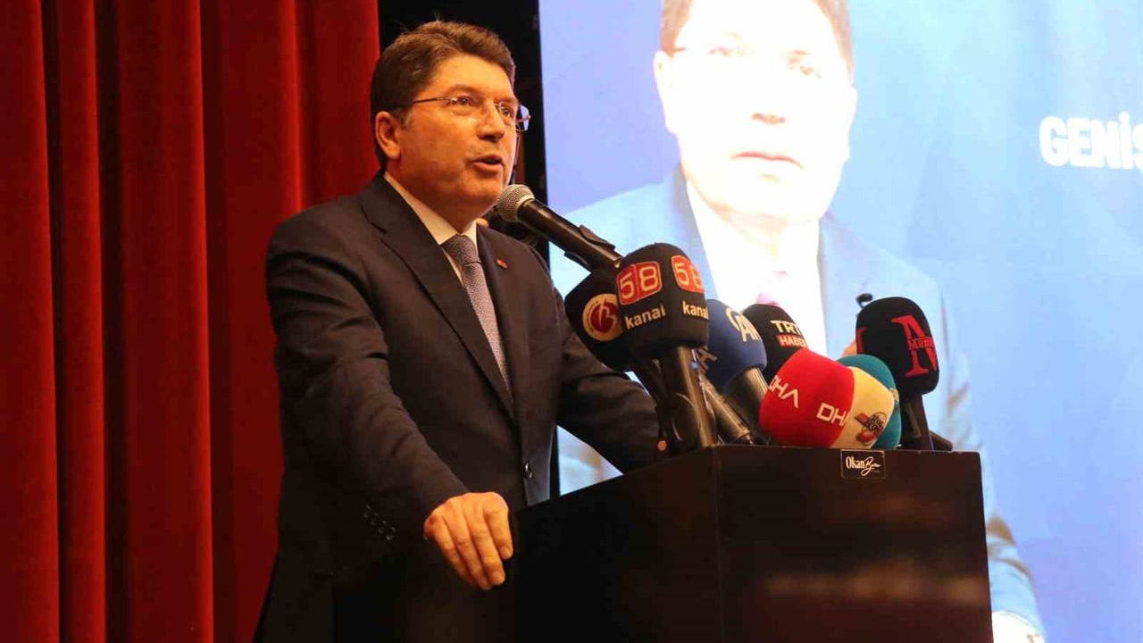 Adalet Bakanı Yılmaz Tunç'tan Sivas'ta Terörle Mücadele Vurgusu