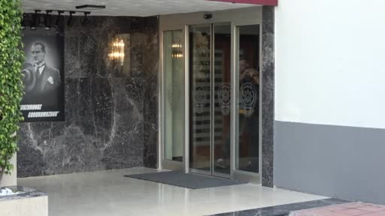 Adana'da Öğretmene Silahlı Saldırı: Suçlu Veli Yakalandı