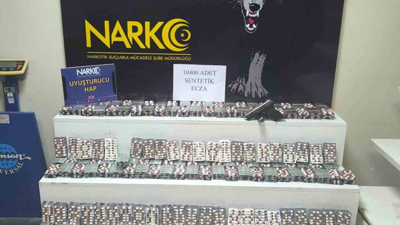 Adana'da Uyuşturucu Operasyonu: 11 Kişi Tutuklandı