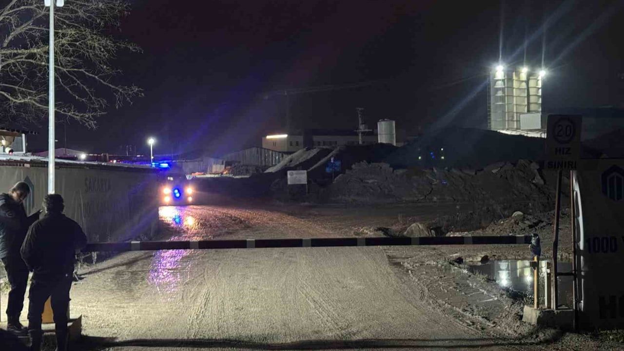 Adapazarı'nda İkinci Yangın Olayı: 5 İşçi Yaralandı