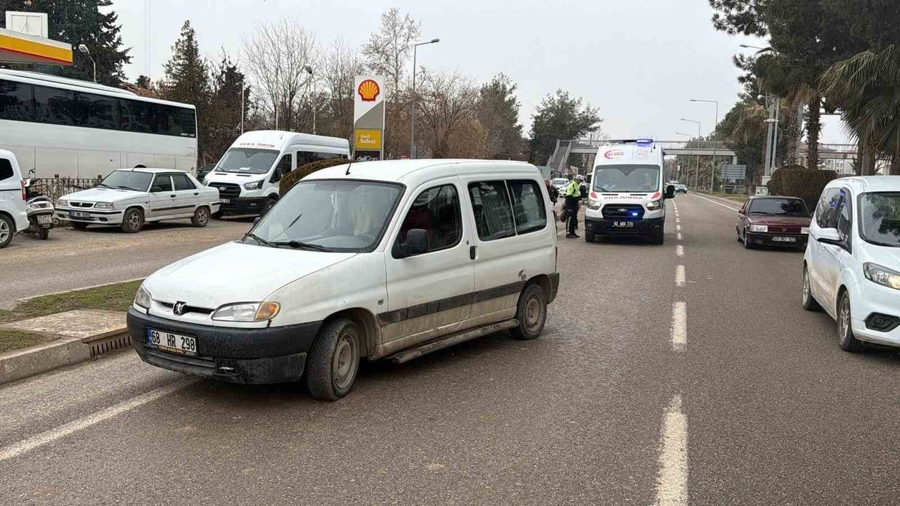 Adıyaman'da Motosiklet ve Otomobil Çarpıştı: 1 Yaralı