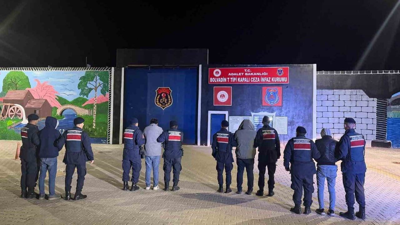 Afyonkarahisar'da Uyuşturucu Operasyonu: 6 Kişi Tutuklandı