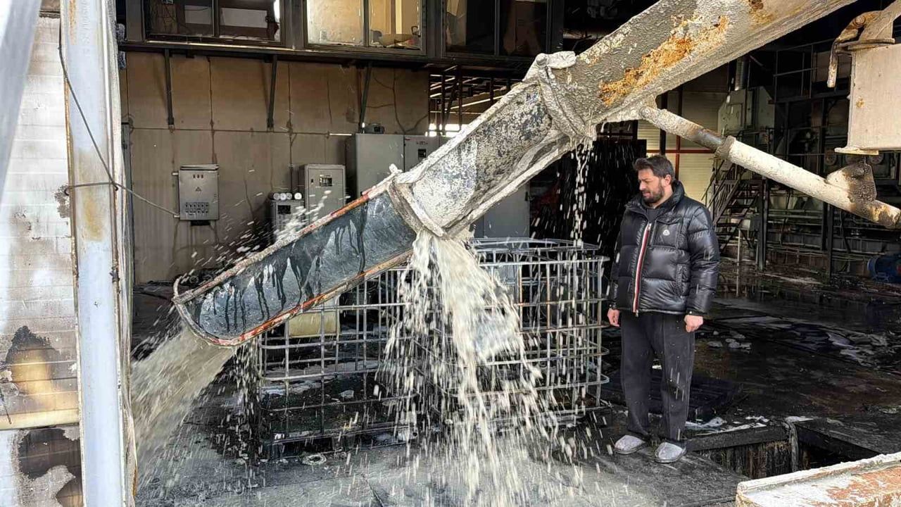 Afyonkarahisar'daki Elektrik Üretim Tesisi Yangını Kontrol Altına Alındı