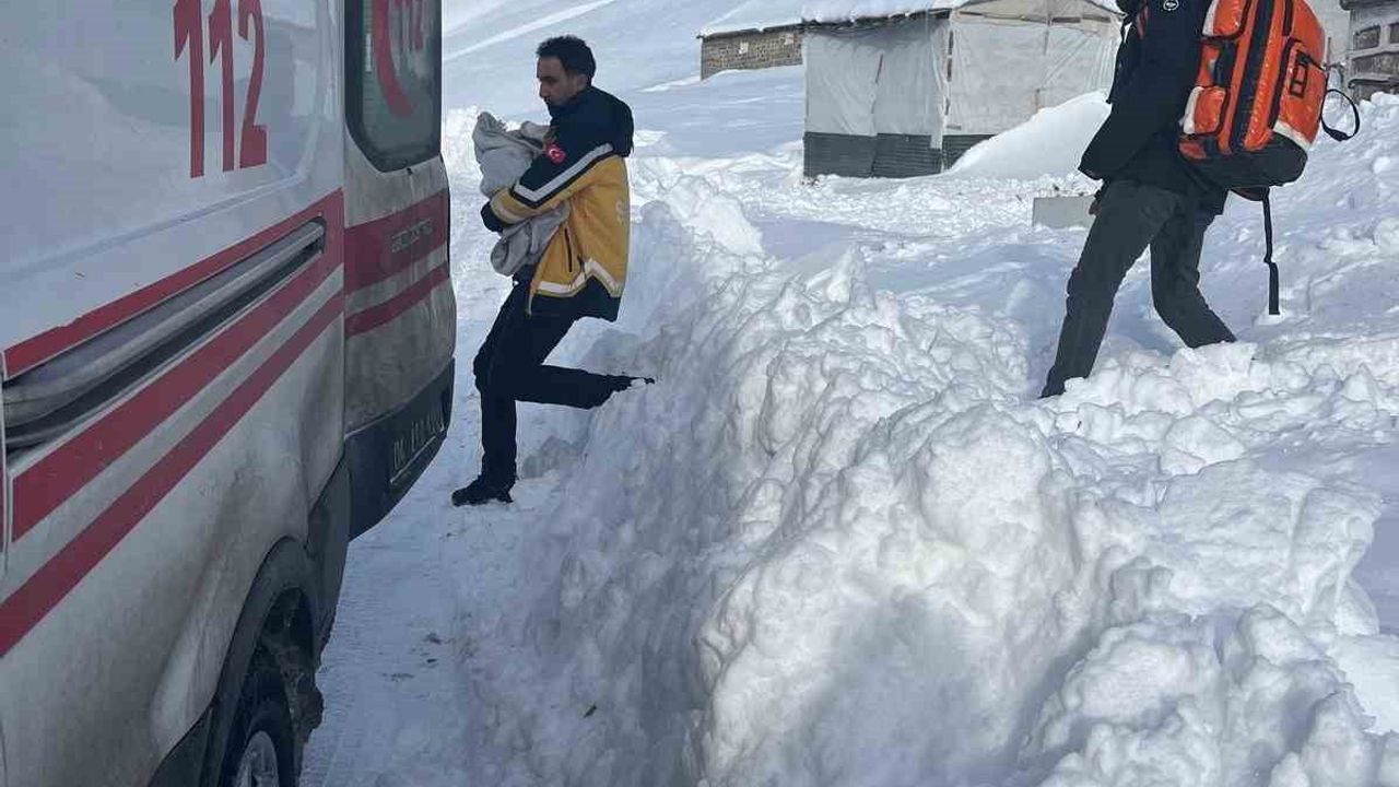 Ağrı’da Evde Doğum Başarıyla Gerçekleşti