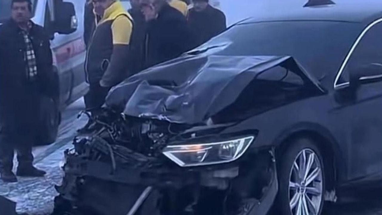 Ağrı'da Sis Kaynaklı Trafik Kazası