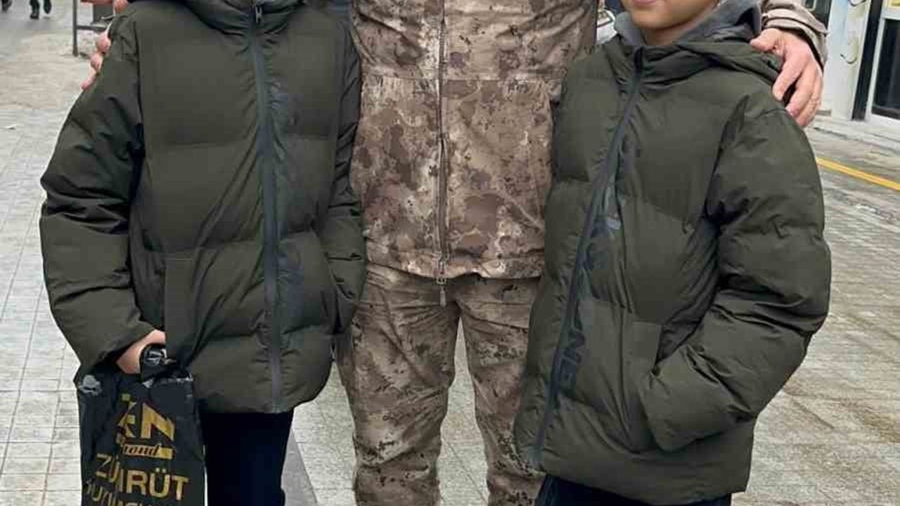 Ağrı Emniyet Müdürü Göksel Önder Esnaf ve Vatandaşlarla Buluştu