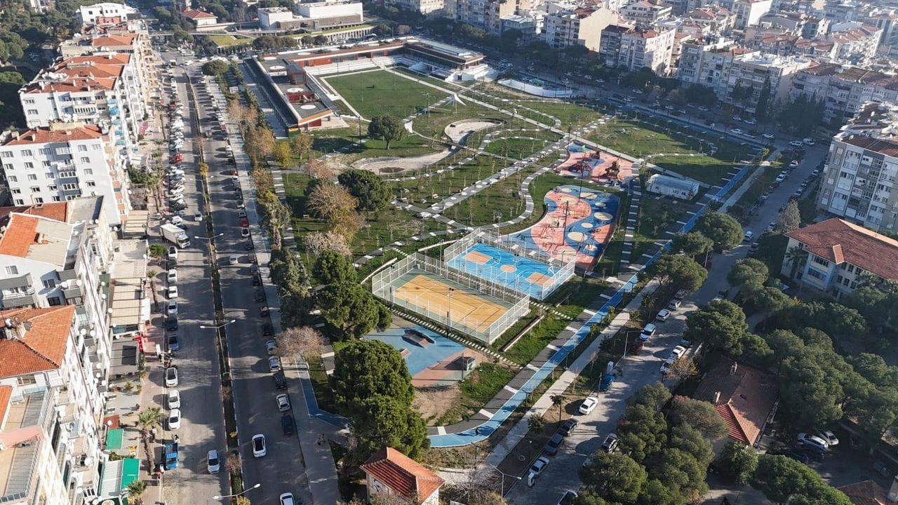 AK Parti İzmir İl Başkanı Bilal Saygılı'nın Bergama Millet Bahçesi Açıklamaları