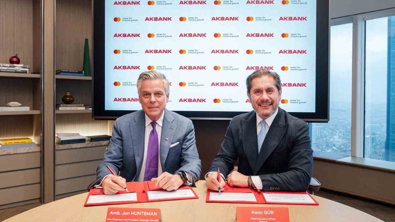 Akbank'tan Kapsayıcı İş Birliği: Mastercard ve Asya Kalkınma Bankası ile Ortak Yatırım