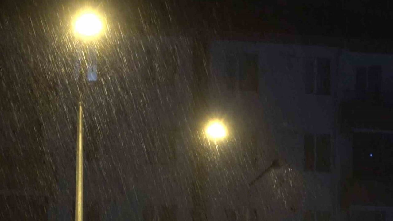 Aksaray'da Şiddetli Yağmur Etkisini Gösterdi