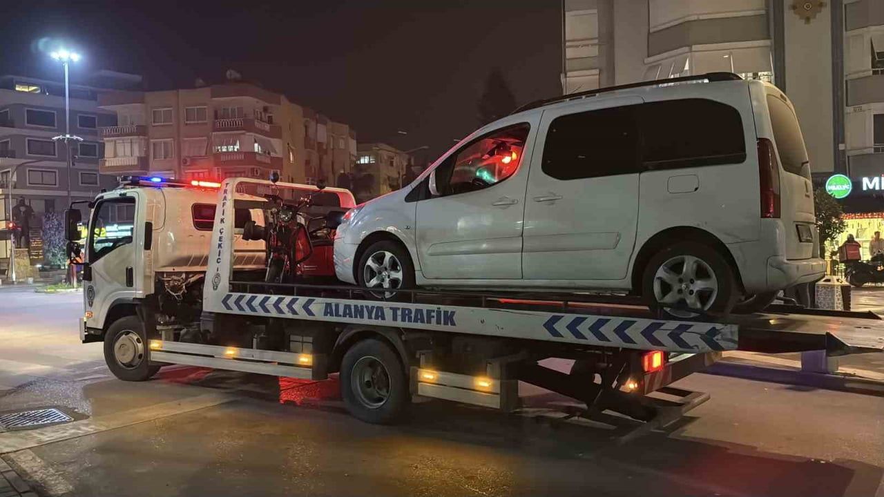 Alanya'da Bıçaklı ve Zincirli Kavga: 3 Tutuklama