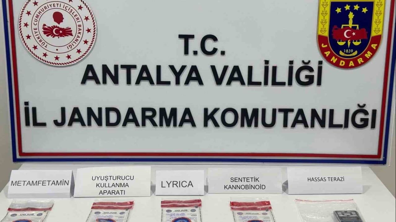 Alanya'da Uyuşturucu Operasyonu: 120 Kullanımlık Sentetik Kannabinoid Ele Geçirildi