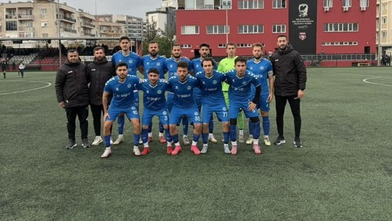 Aliağa Helvacı Spor, Çiğli Belediyespor'u 4-0 Geçti