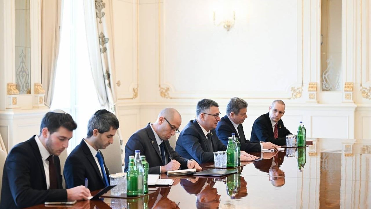 Aliyev, İsrail Dışişleri Bakanı Saar'ı Kabul Etti