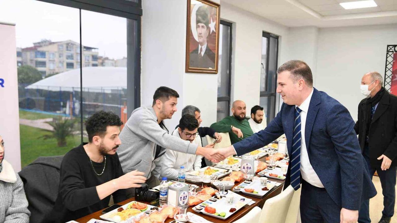 Altıeylül Belediyesi'nden Gazetecilere Kahvaltı Programı