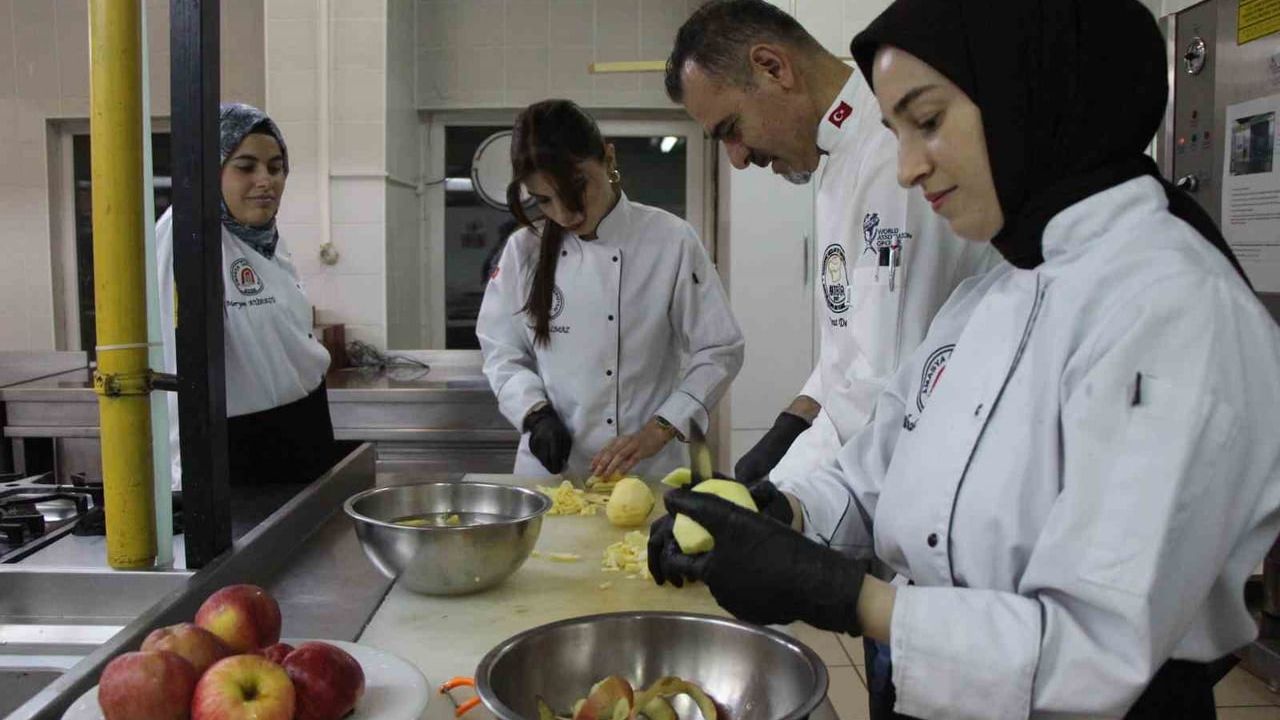 Amasya'nın Elmalı Baklavası: Yeni Bir Lezzet Deneyimi