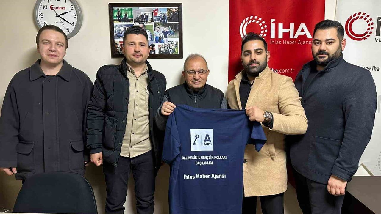 Anahtar Partili Gençlerden İHA'ya Ziyaret