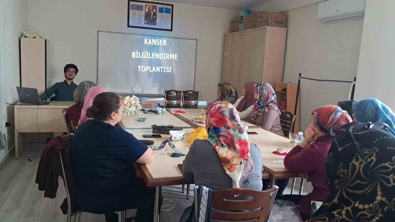 Ankara'da Kanser Bilgilendirme Toplantısı